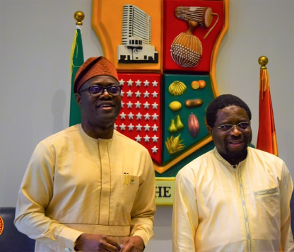 ILRI director general Appolinaire Djikeng (middle) at ILRI Nigeria Office (photo credit: ILRI/ Folusho Onifade).