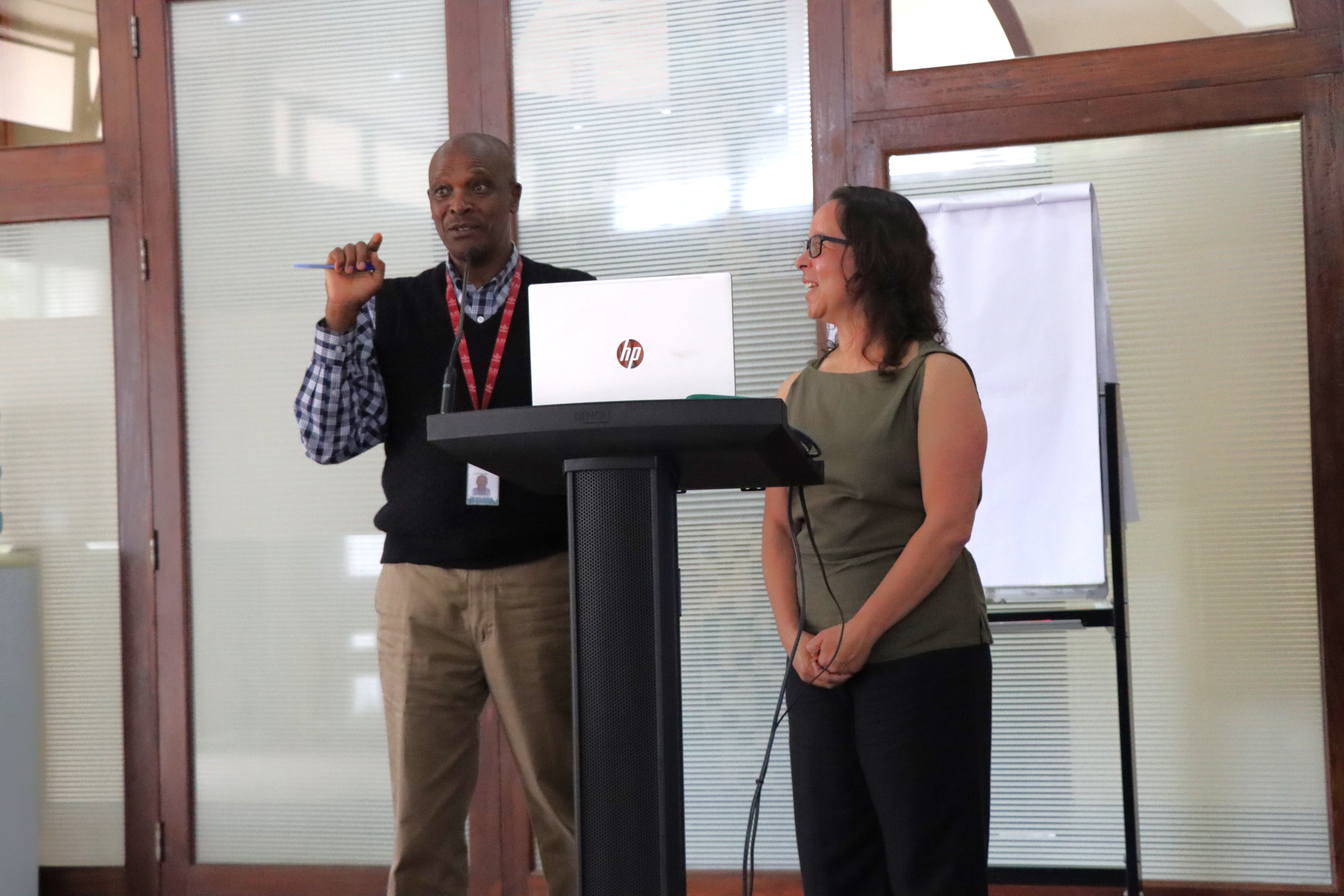 ILRI's principal scientist, Joseph Karugia, introduces the guest speaker, Dorisel Torres-Rojas, during the seminar (photo credit: Judy Kimani/ILRI). 
